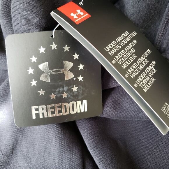 Under Armour UA Freedom USA Patriots Hoodie Womens - Picture 2 of 9